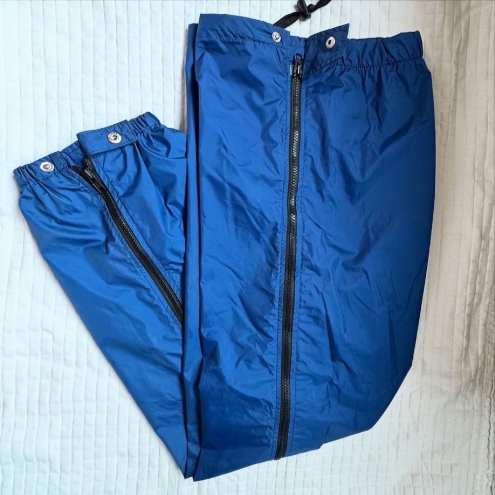 REI waterproof Goretex snow pants Women's S adjustable